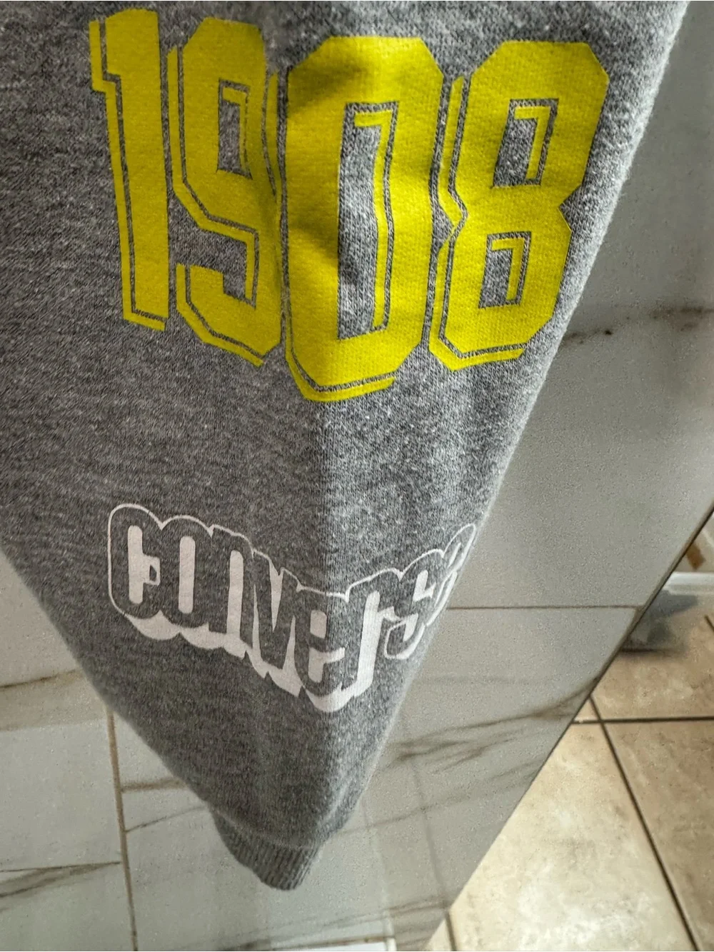 Converse gray fleece